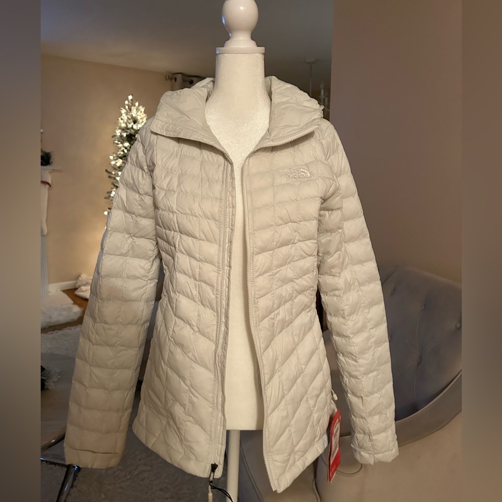 THE NORTH FACE THERMOBALL jacket NWT